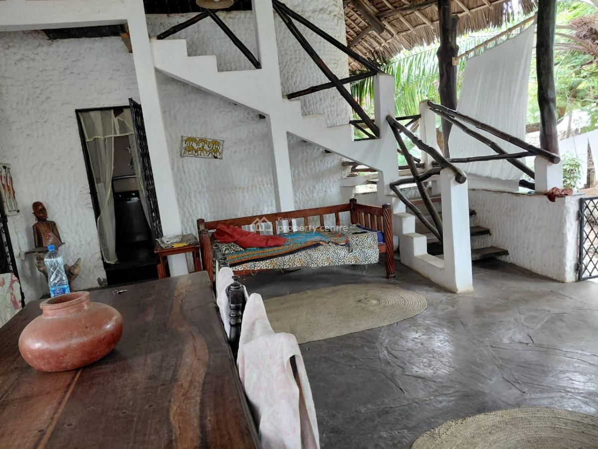 2 Bedrooms and Staff Quarter Sitting on 1/ 4 of an Acre,5 Minutes Walk, Watamu Kilifi, Watamu, Kilifi, Townhouse for Sale