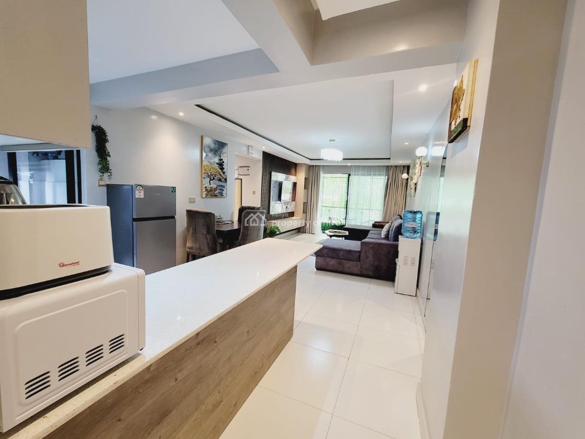 Elegant 2-bedroom + Sq Airbnb  Fully Furnished Luxury Apartment, Near Diamond Plaza, Parklands, Nairobi, Apartment for Rent