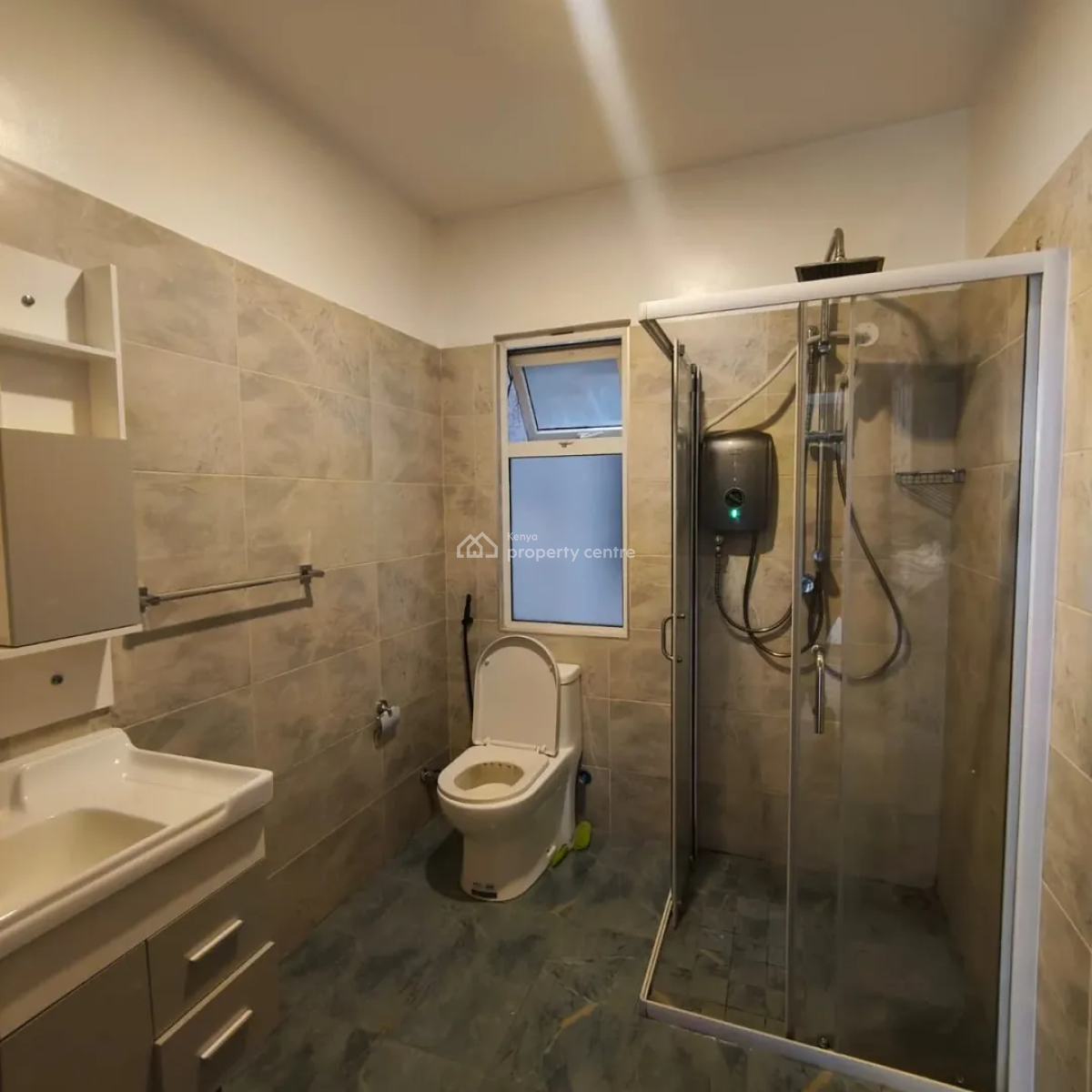 Modern 2 Bedroom Apartment in Kileleshwa., Kileleshwa, Nairobi, Apartment for Rent