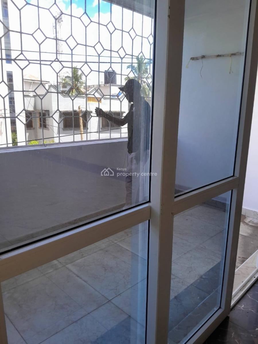 Spacious 3br Apartment, Tudor, Tudor, Mombasa, Apartment for Rent