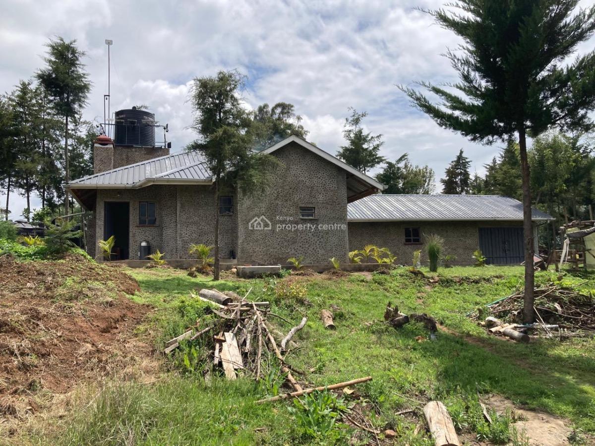 Property of Land with Houses in a Serene Location Near Mt. Kenya, Naromoru Kiamathaga, Nyeri, Mixed-use Land for Sale