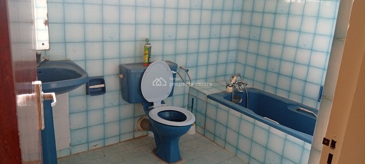 Four (4) Bedroom Two (2) Ensuite Townhouse with a Garden, Lavington Estate, Lavington, Nairobi, House for Rent