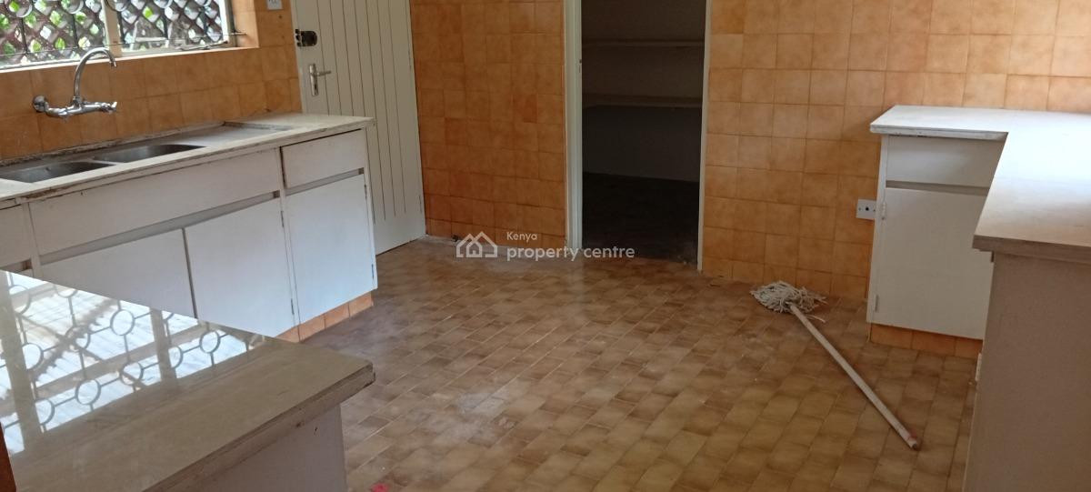 Four (4) Bedroom Two (2) Ensuite Townhouse with a Garden, Lavington Estate, Lavington, Nairobi, House for Rent