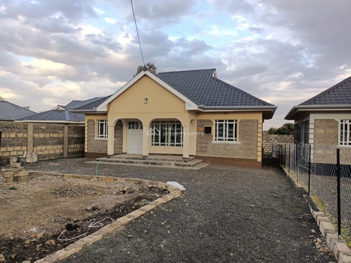 Newly Built 3 Bedroom Bungalow with Perimeter/dsq on Eighth, Rimpa, Ongata Rongai, Kajiado, House for Sale