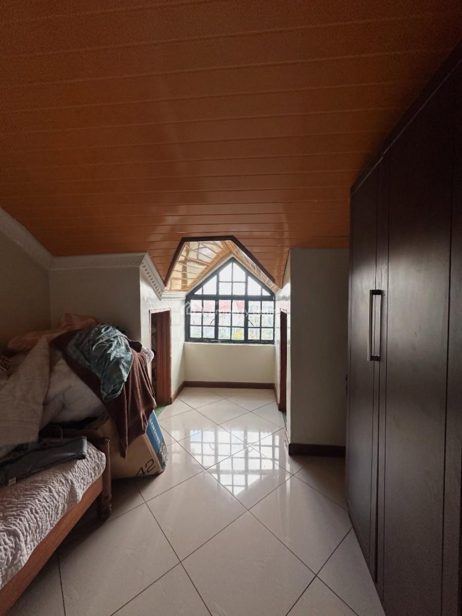 Luxury 6 Bedroom Villa in a Gated Community, Langata Near Bomas of Kenya and Wilson Airport, Mugumo-ini (langata), Nairobi, House for Sale