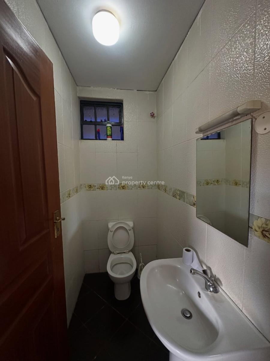 Luxury 6 Bedroom Villa in a Gated Community, Langata Near Bomas of Kenya and Wilson Airport, Mugumo-ini (langata), Nairobi, House for Sale