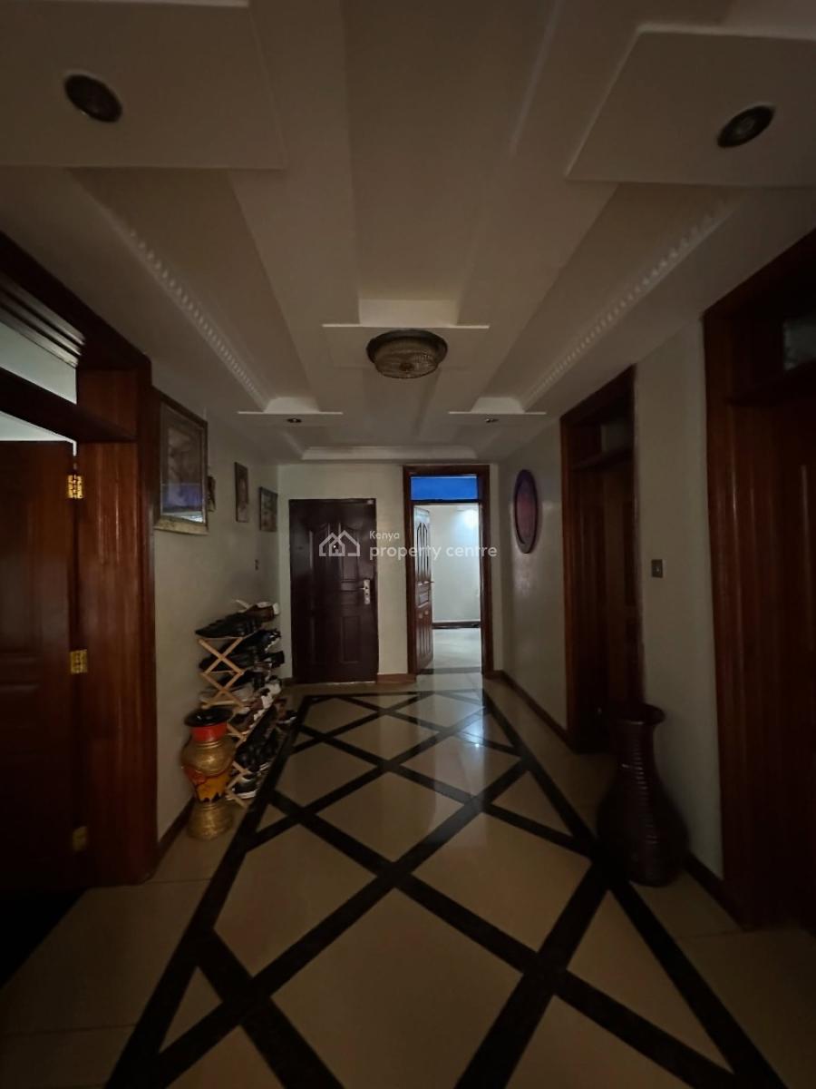 Luxury 6 Bedroom Villa in a Gated Community, Langata Near Bomas of Kenya and Wilson Airport, Mugumo-ini (langata), Nairobi, House for Sale