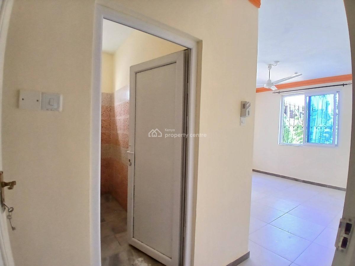 Spacious 3br Apartment with Pool, Posta, Mtwapa, Kilifi, Apartment for Rent