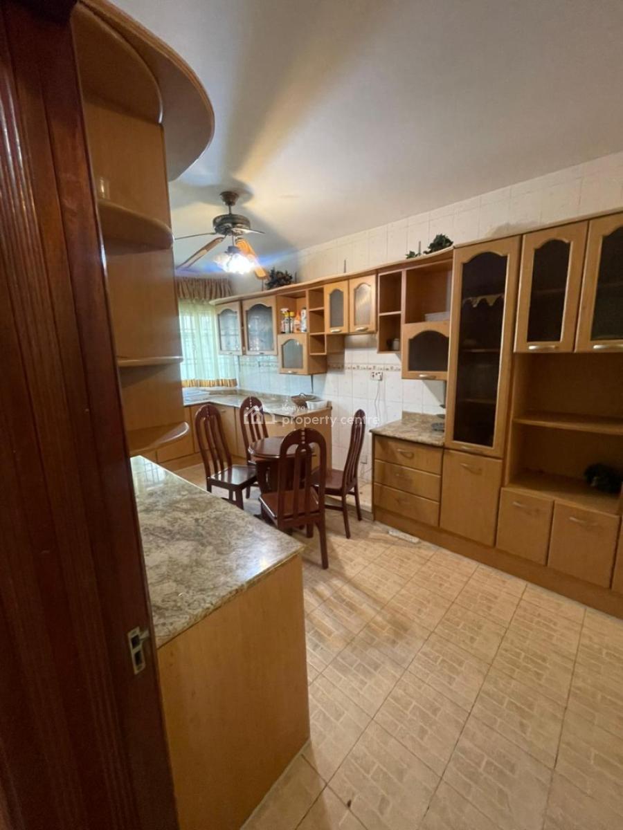 Spacious 4  Bedroom Townhouse with Detached Sq and Parking, Off Oloitotok Road, Kileleshwa, Nairobi, Townhouse for Rent