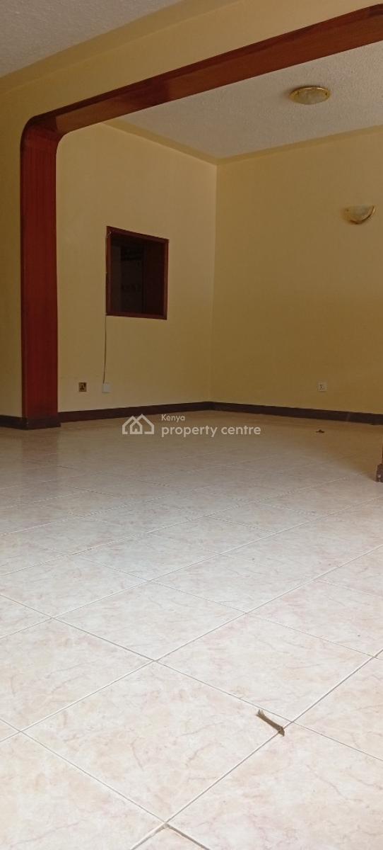 Four (4) Bedroom Master Ensuite Maisonette with a Staff Quarter, Kileleshwa Central Estate, Kileleshwa, Nairobi, Townhouse for Rent