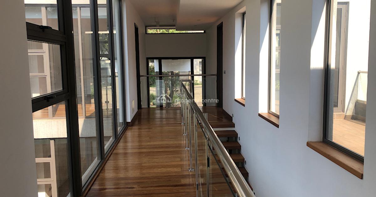 Luxurious 5 Bedrooms, Karen, Nairobi, House for Sale