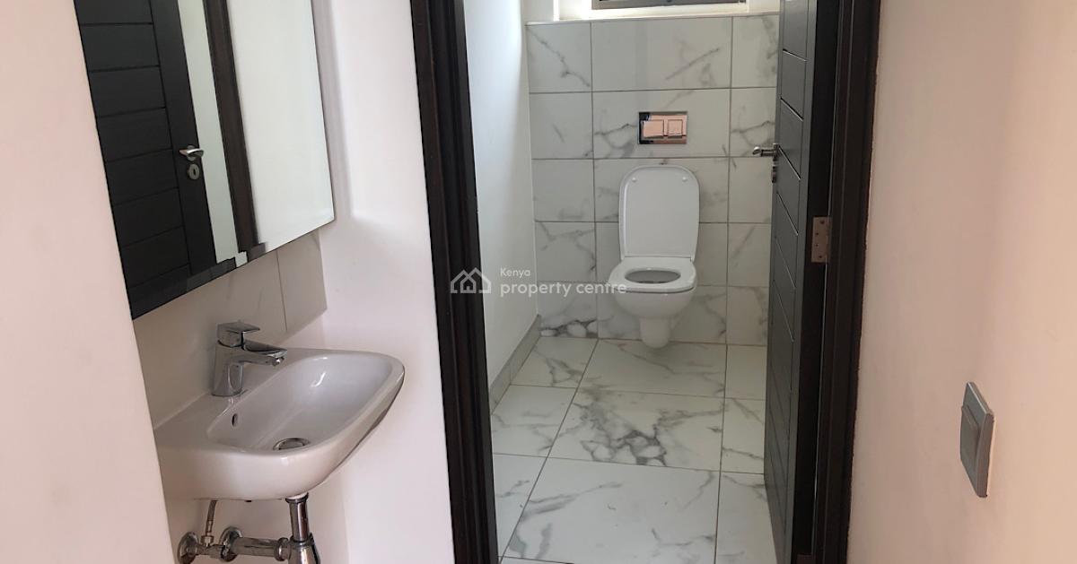 Luxurious 5 Bedrooms, Karen, Nairobi, House for Sale