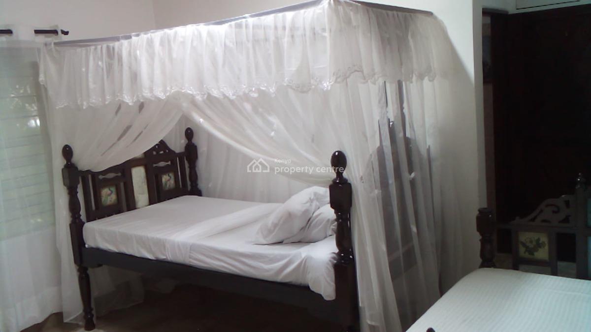 Elegant Standalone 4 Bedrooms Villa with Sq, Kibokoni, Malindi Town, Kilifi, House for Rent