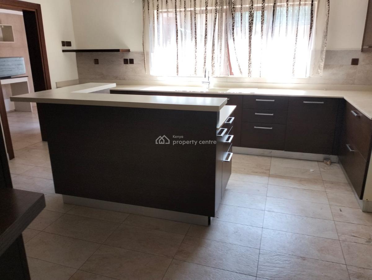 an Exceptional Very Spacious 5 Bedroom Townhouse All Ensuite Plus Dsq, Lavington, Nairobi, House for Rent