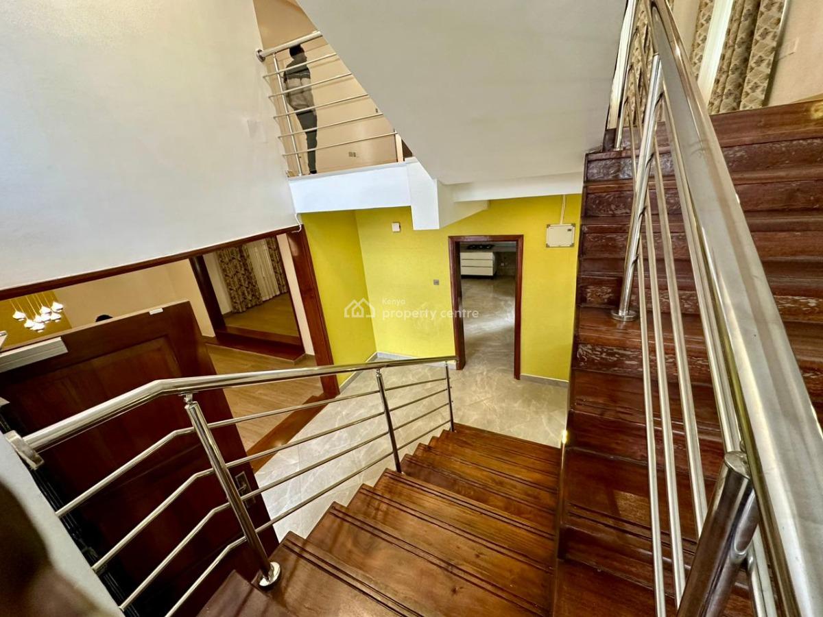Spacious 5 Bedroom Townhouse with Dsq, Lavington, Nairobi, House for Rent