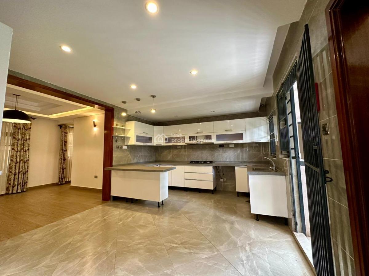 Spacious 5 Bedroom Townhouse with Dsq, Lavington, Nairobi, House for Rent