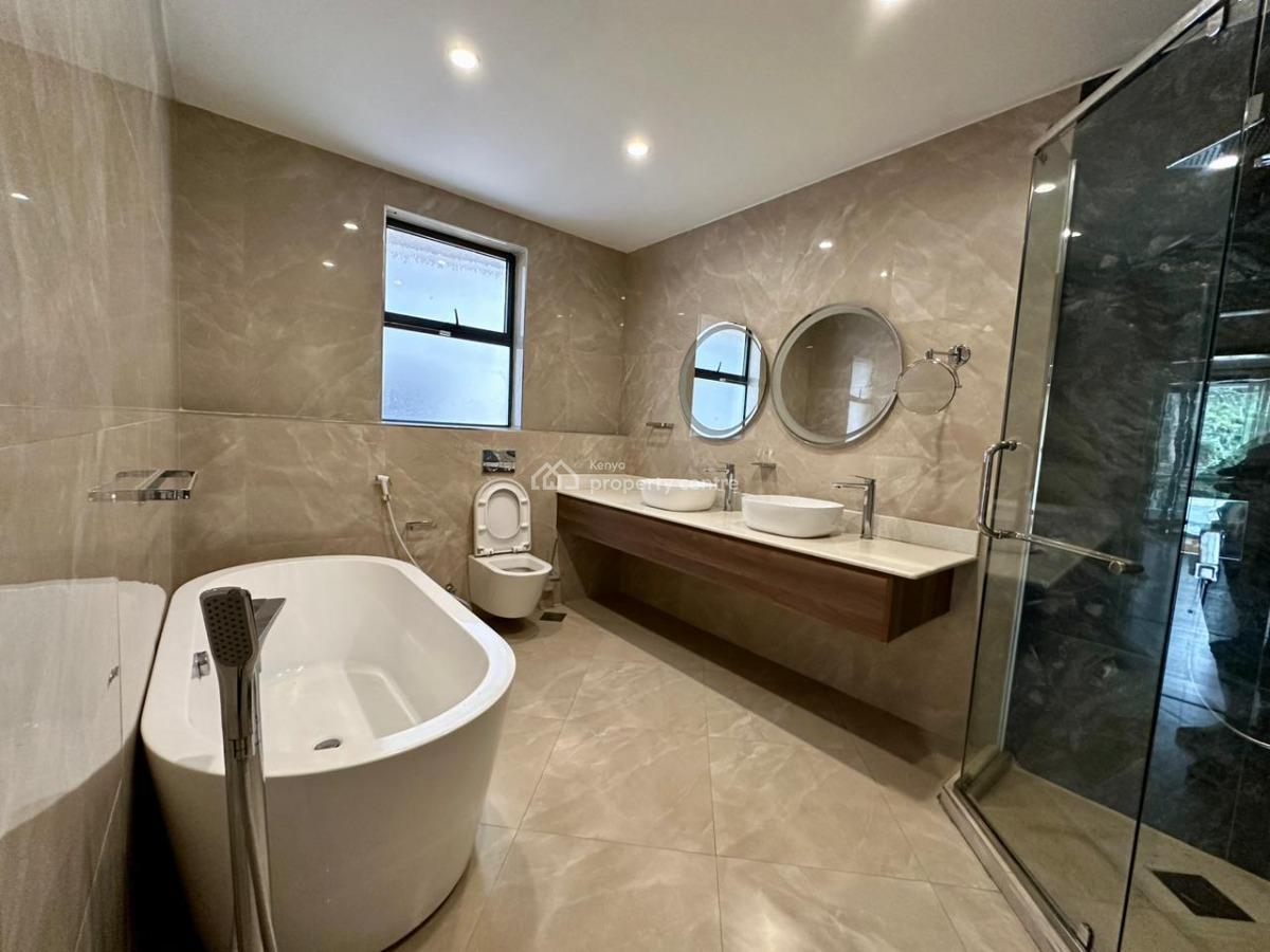 Spacious 5 Bedroom Townhouse with Dsq, Lavington, Nairobi, House for Rent