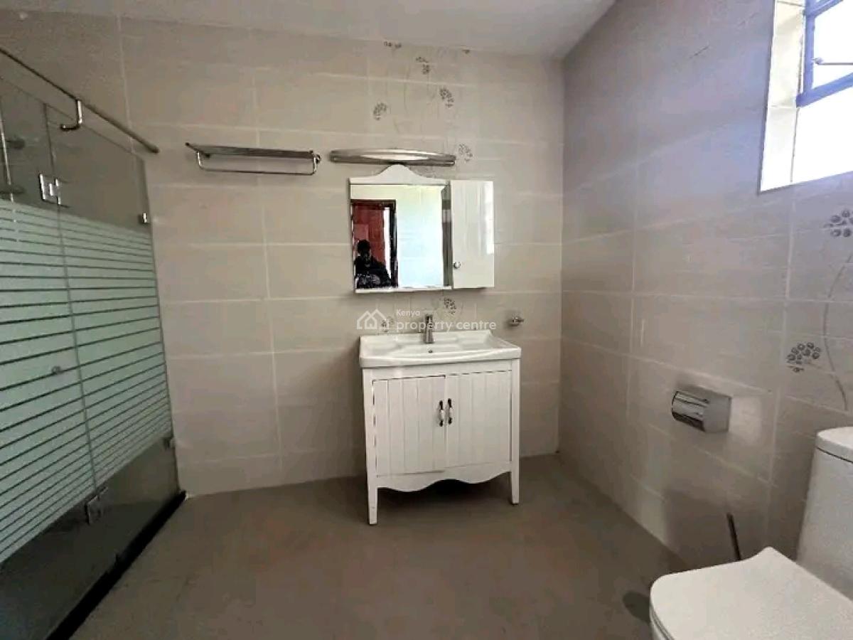 Newly Renovated 4 Bedrooms House + Dsq, Lavington, Nairobi, House for Rent