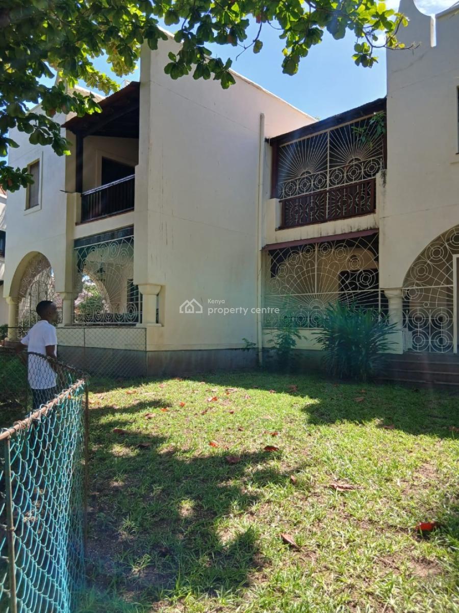 Beautiful Furnished 3 Bedroom Walking Distance to The Beach, Malindi Town, Malindi Beach, Malindi Town, Kilifi, Detached Bungalow for Sale