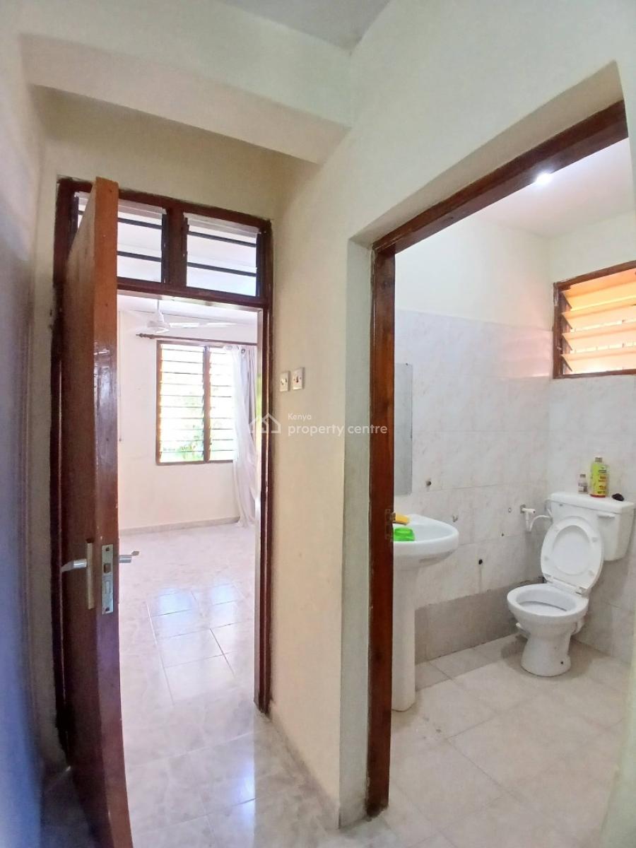 Clean 1 Bedroom Apartment with Parking Space, Posta, Mtwapa, Kilifi, Apartment for Rent