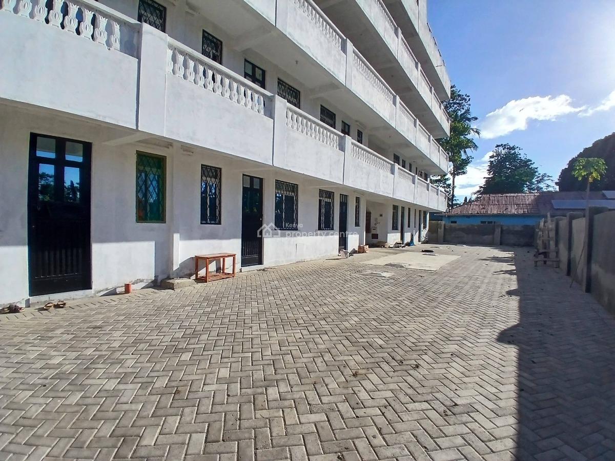 Brand New 1 Bedroom Apartment with Parking Space, Sinai, Mtwapa, Kilifi, Mini Flat for Rent