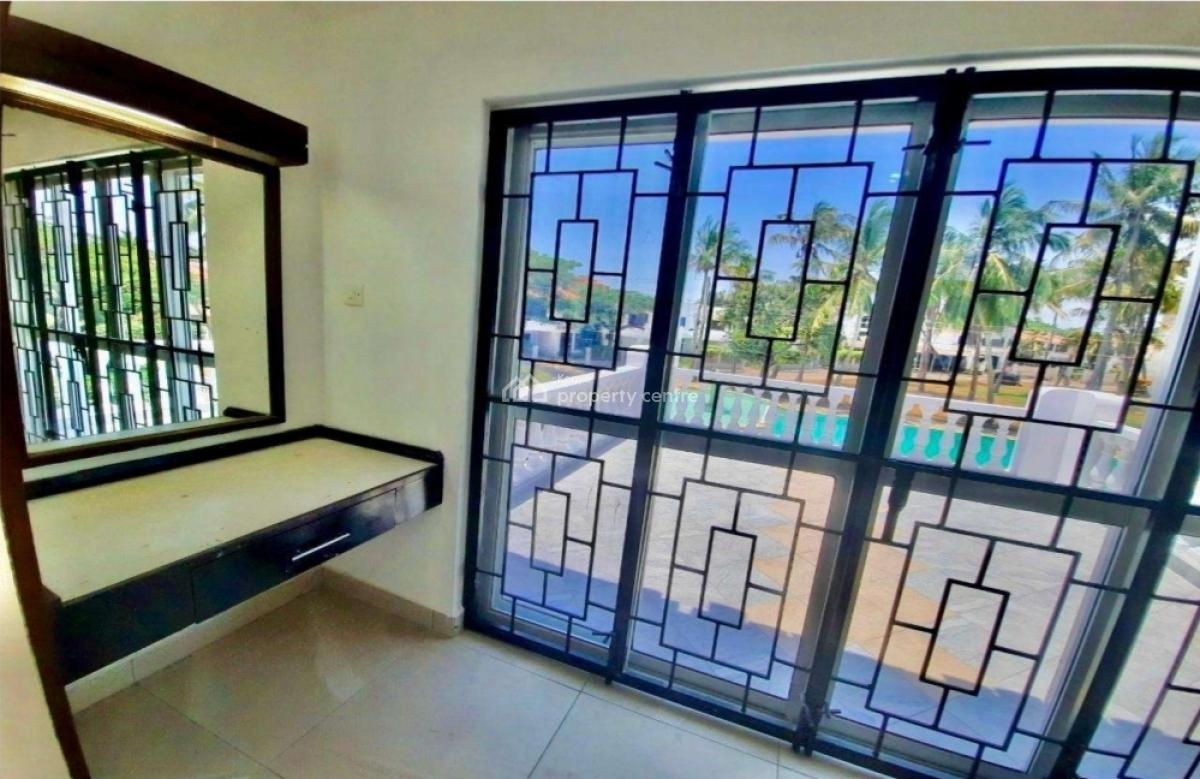Luxury 5 Bedroom Villa, Nyali, Mombasa, Apartment for Sale
