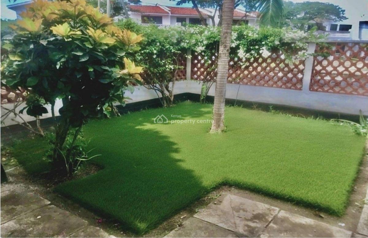 Luxury 5 Bedroom Villa, Nyali, Mombasa, Apartment for Sale