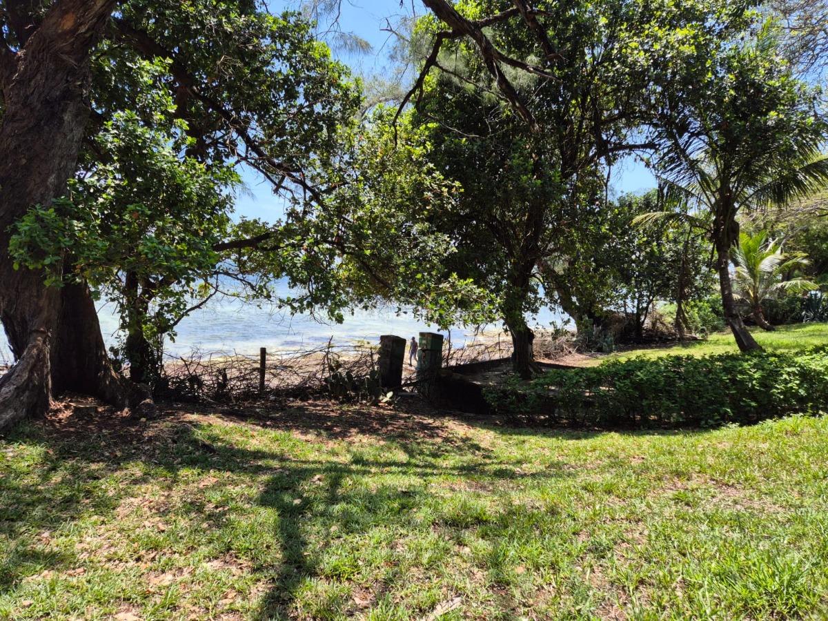 2 Acres Beach Front Property in New Nyali  Price Is Kshs. 150, Nyali Beach Front, Nyali, Mombasa, Mixed-use Land for Sale