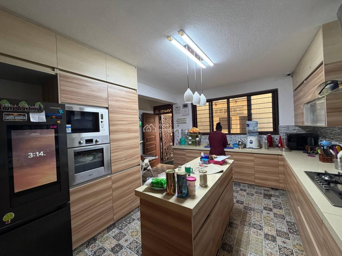 Luxury 4 Bedroom Villa with Dsq, Lavington, Nairobi, House for Sale