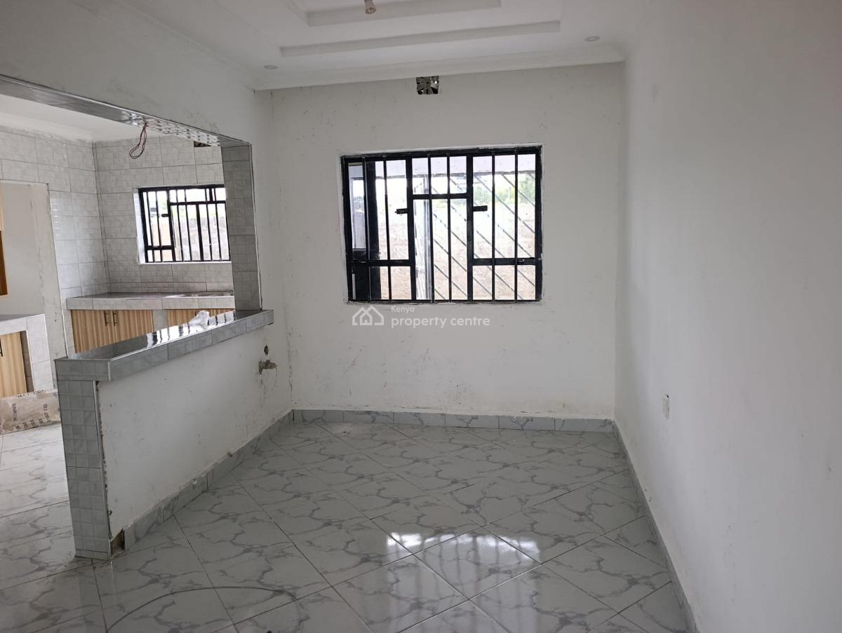 Modern 3 Bedroom All Ensuite Home + Sq, Yukos, Kitengela, Kajiado, House for Sale