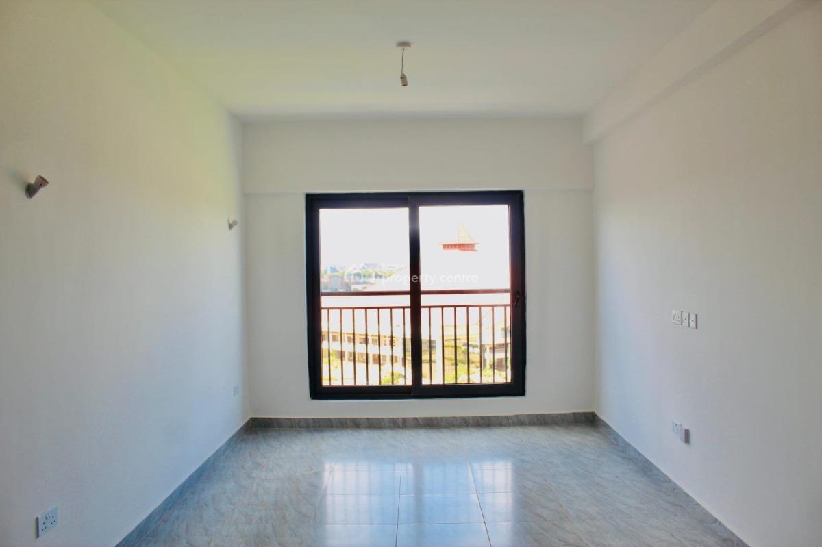 Stunning Newly Done 2 Bedroom Master Ensuite, Likoni Road, Makadara, Nairobi, Apartment for Rent