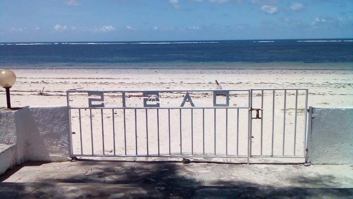 Elegant Beachfront 1-bedroom Apartment  in Oasis Village, Mali, Casuarina Road, Malindi Town, Kilifi, Apartment for Sale