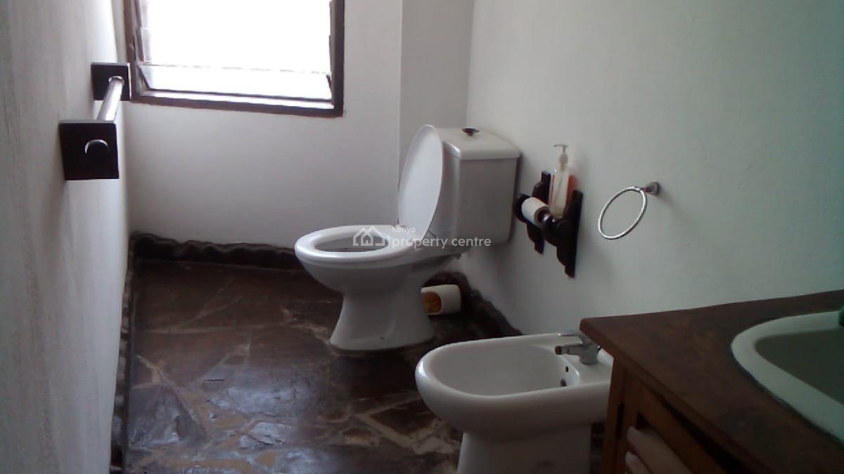 Elegant Beachfront 1-bedroom Apartment  in Oasis Village, Mali, Casuarina Road, Malindi Town, Kilifi, Apartment for Sale