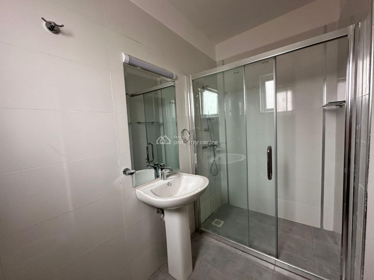 Newly Done 3 Bedroom All Ensuite Plus Dsq in Westlands, Sports Road, Westlands, Nairobi, Apartment for Rent