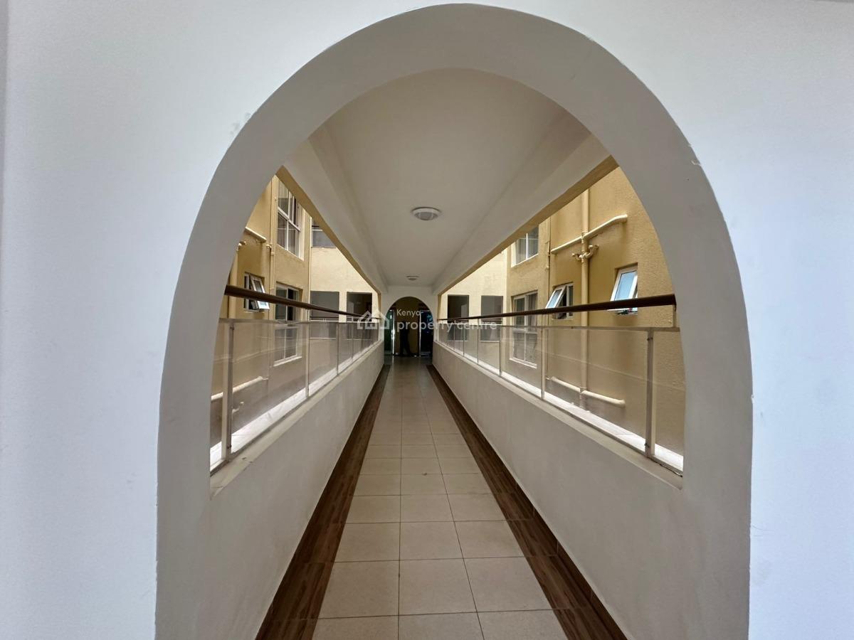 Newly Done 3 Bedroom All Ensuite Plus Dsq in Westlands, Sports Road, Westlands, Nairobi, Apartment for Rent