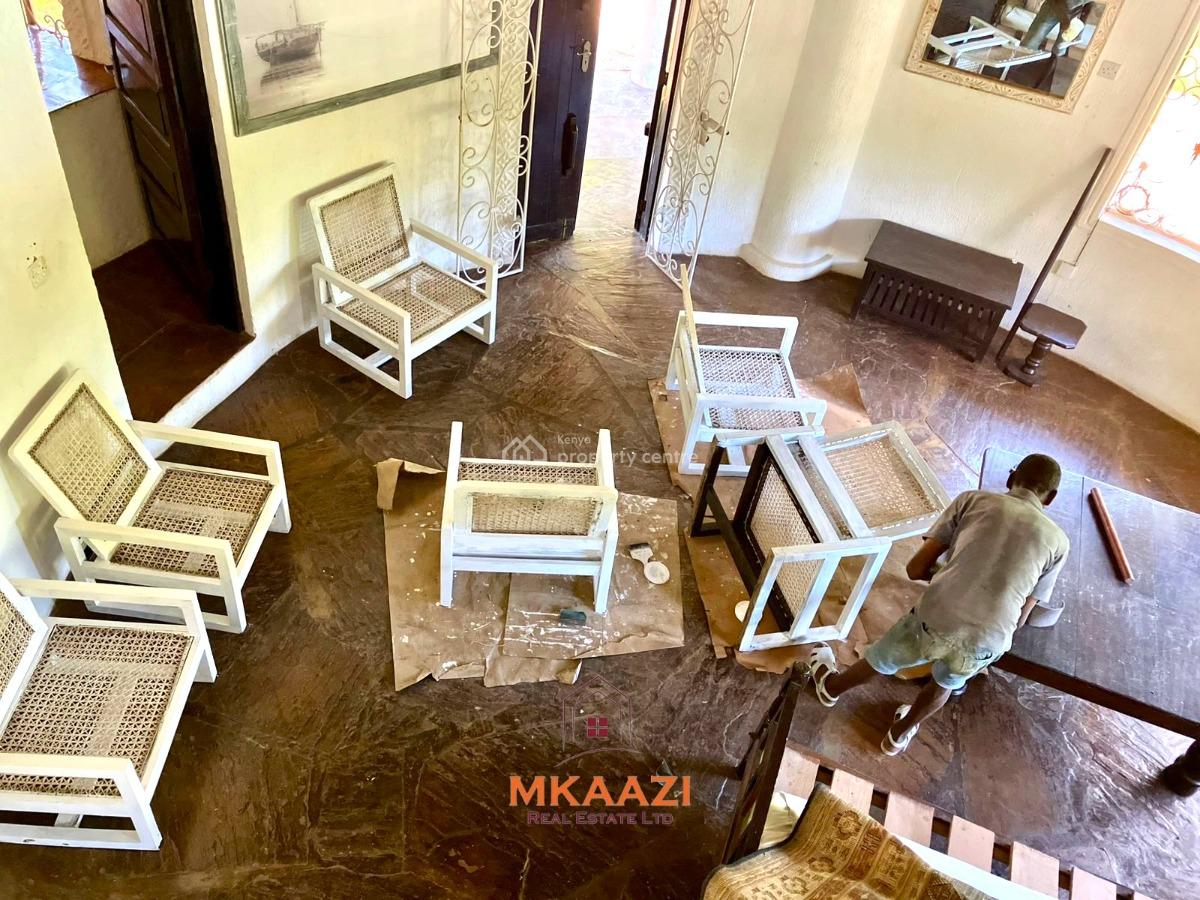 Elegant 3-bedroom Coastal Residence with Private Compound and Pool, P.k Estate, Malindi Town, Kilifi, House for Rent