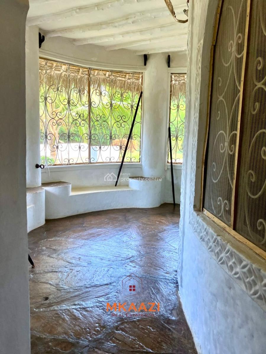 Elegant 3-bedroom Coastal Residence with Private Compound and Pool, P.k Estate, Malindi Town, Kilifi, House for Rent