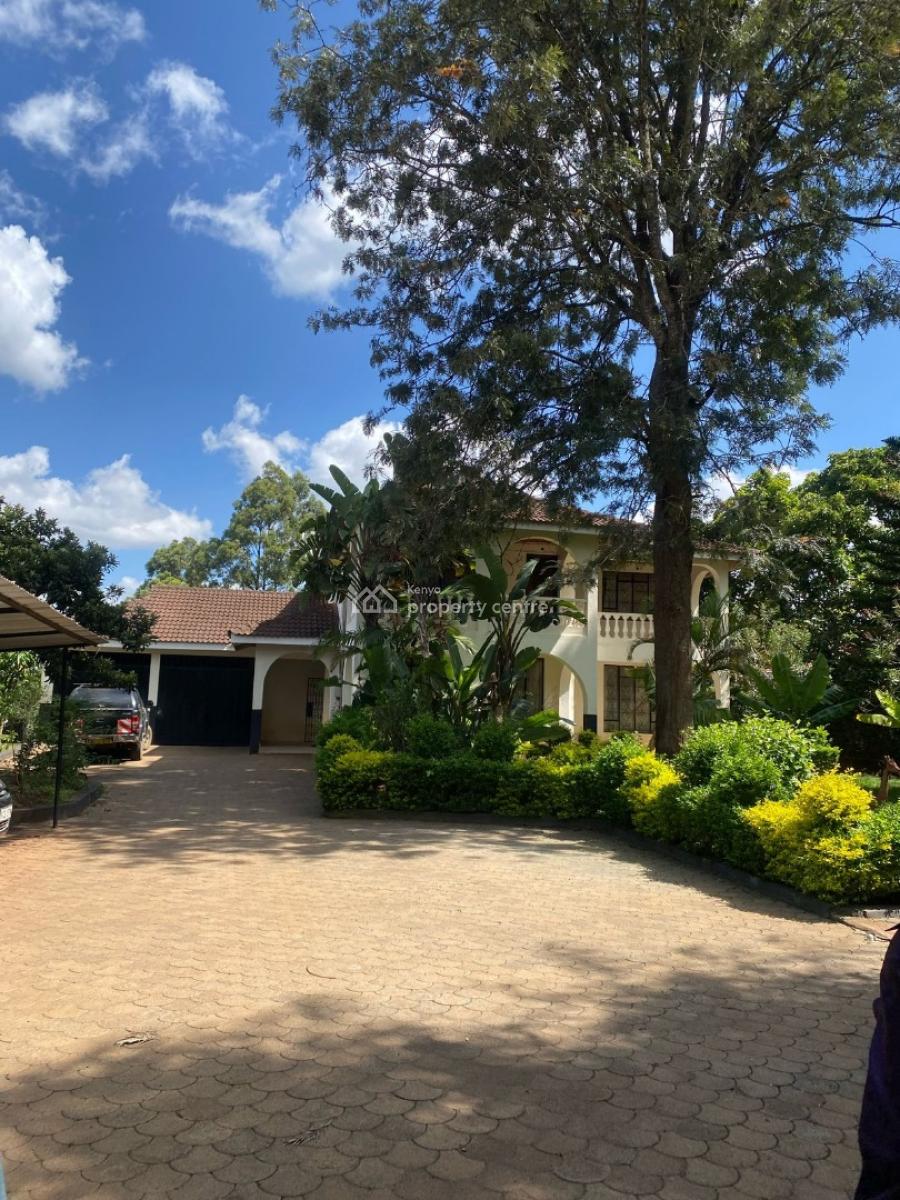 5-bedroom House with Sq Sits on Half an Acre in Karen, Hardy Ndovu Rd., Karen Ndovu Rd, Karen, Nairobi, Townhouse for Sale
