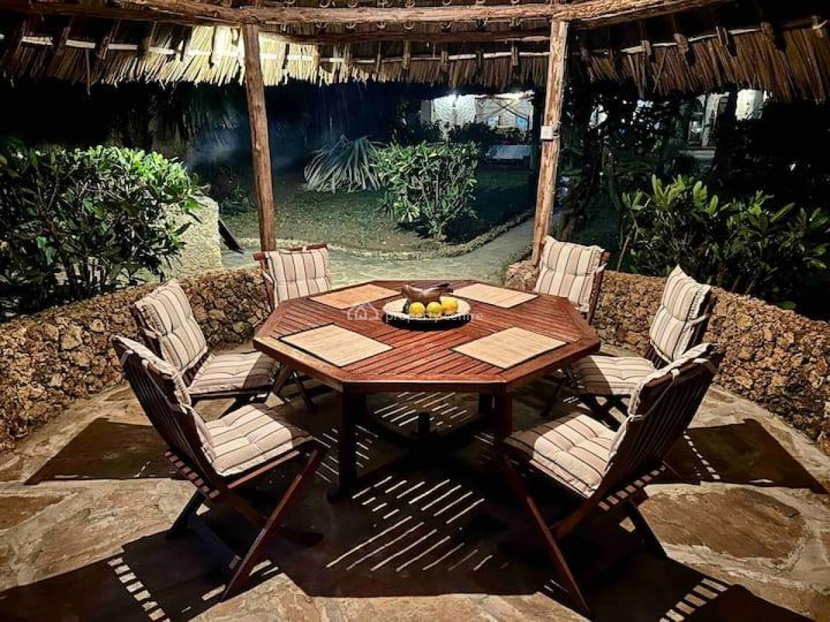 Exclusive Villa, La Marina, Mtwapa, Kilifi, House for Sale