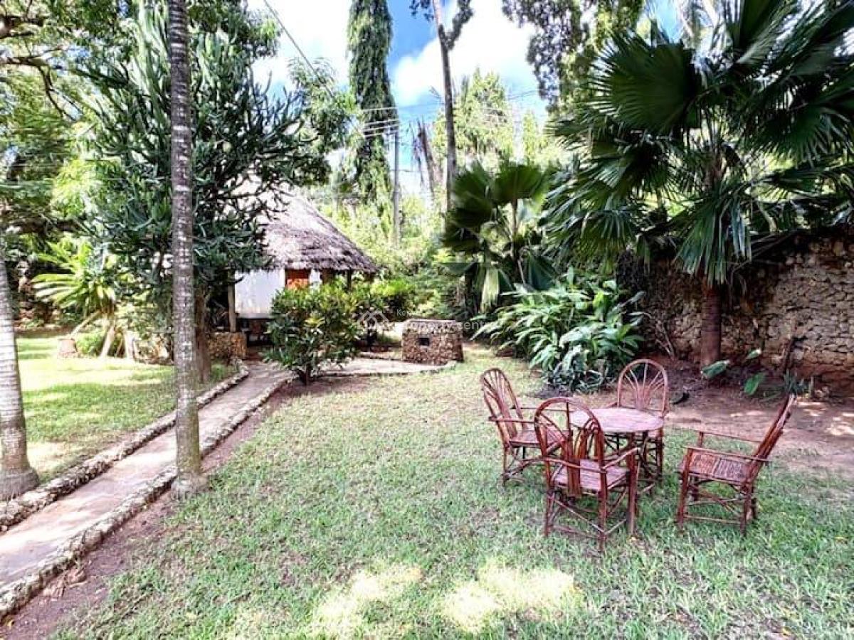 Exclusive Villa, La Marina, Mtwapa, Kilifi, House for Sale