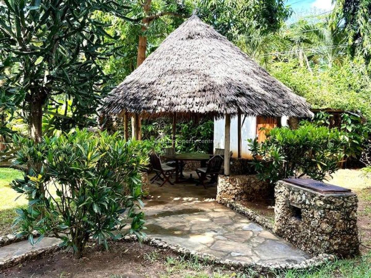 Exclusive Villa, La Marina, Mtwapa, Kilifi, House for Sale