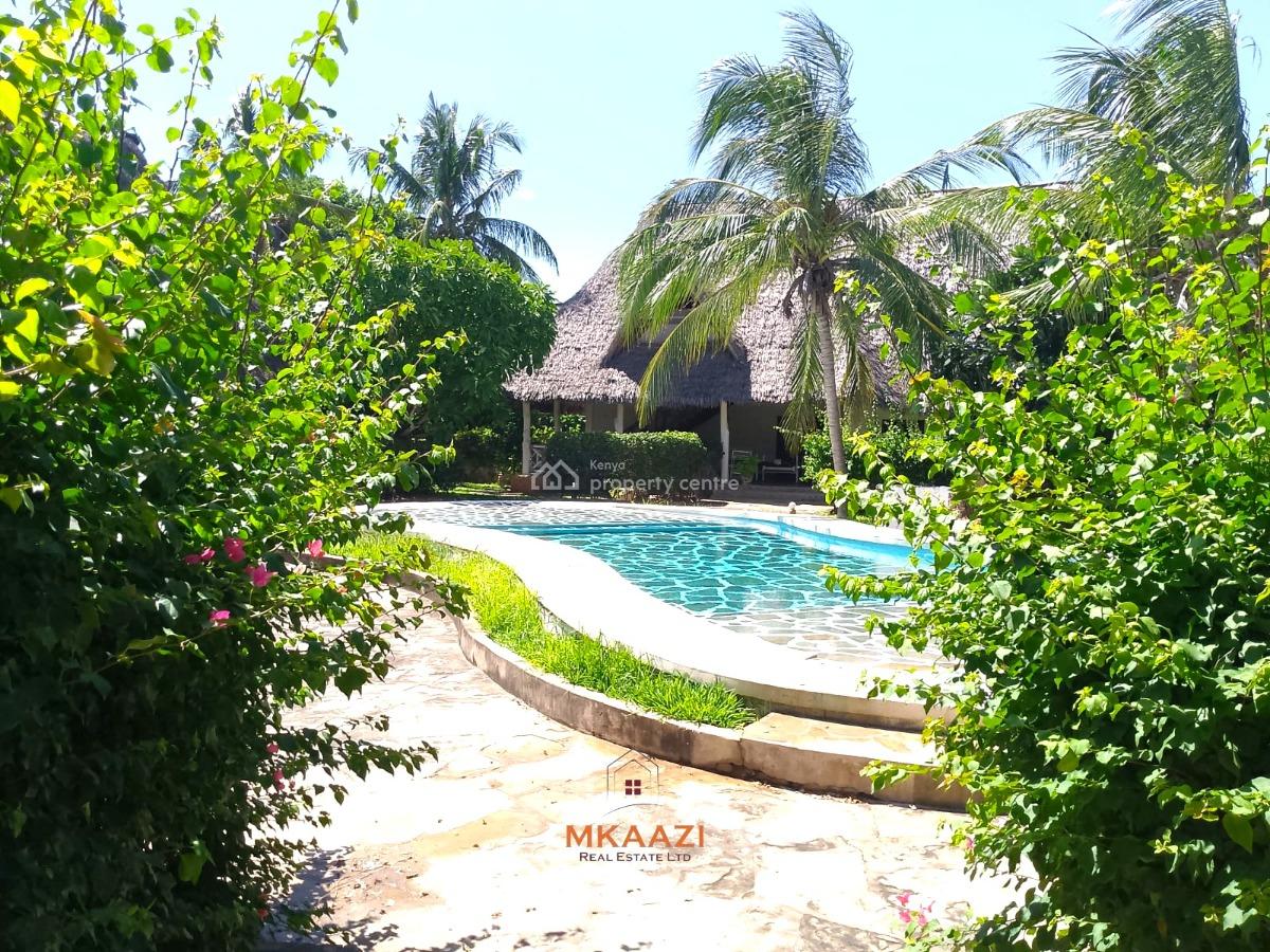 Elegant 4-bedroom Coastal Villa, Marine Park Road, Malindi Town, Kilifi, House for Sale