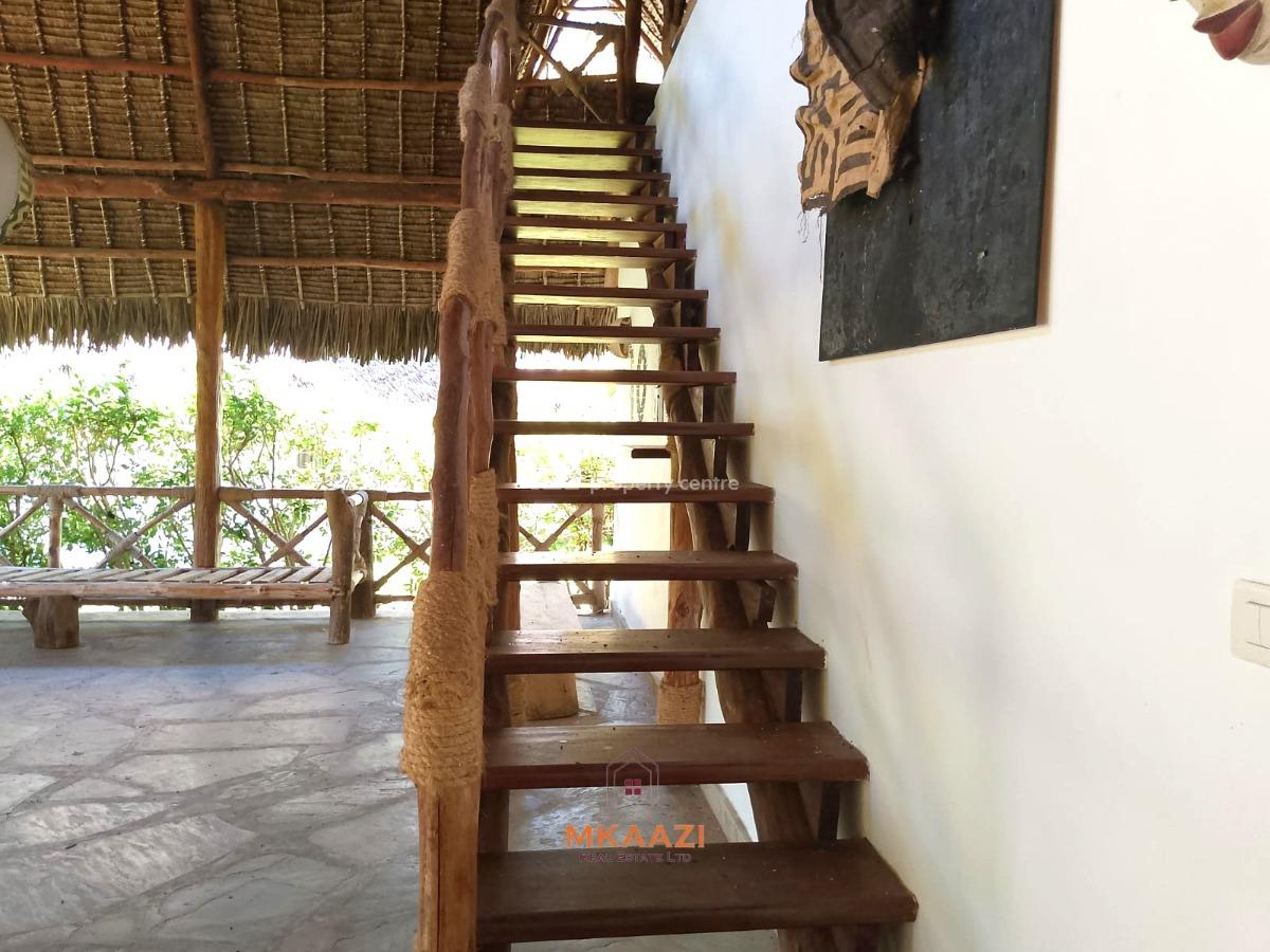 Elegant 4-bedroom Coastal Villa, Marine Park Road, Malindi Town, Kilifi, House for Sale