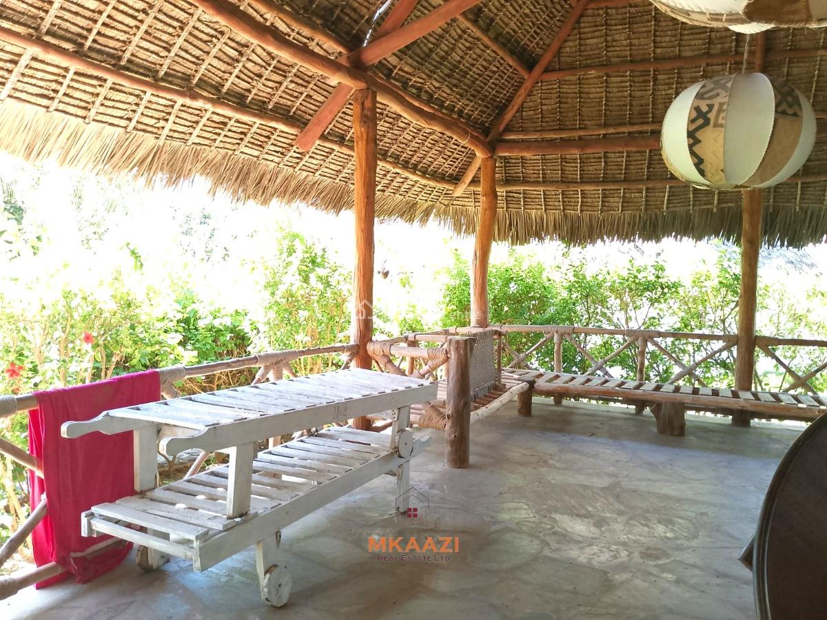 Elegant 4-bedroom Coastal Villa, Marine Park Road, Malindi Town, Kilifi, House for Sale