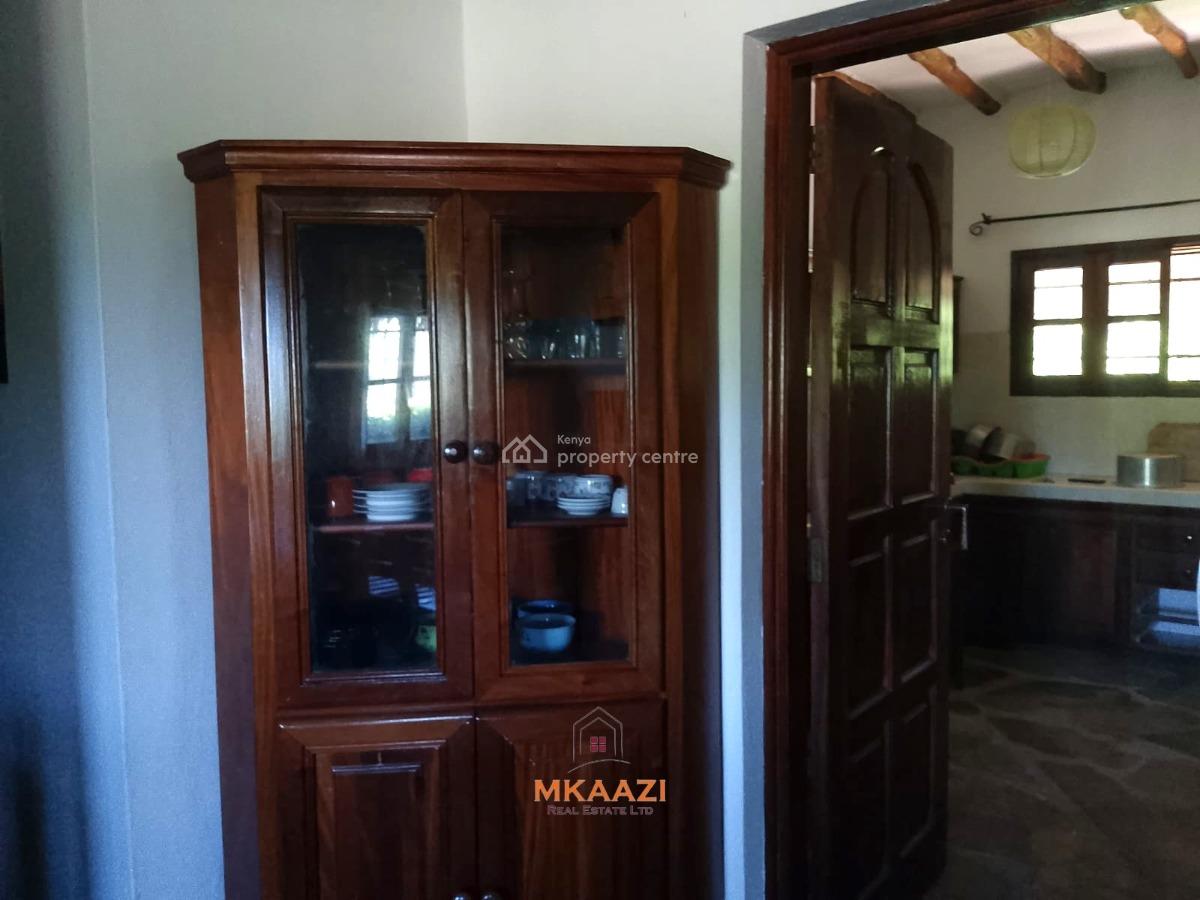 Elegant 4-bedroom Coastal Villa, Marine Park Road, Malindi Town, Kilifi, House for Sale