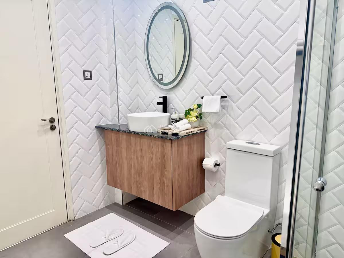 Fully Furnished 1 Bedroom Apartment in Riverside., Riverside, Westlands, Nairobi, Apartment for Rent