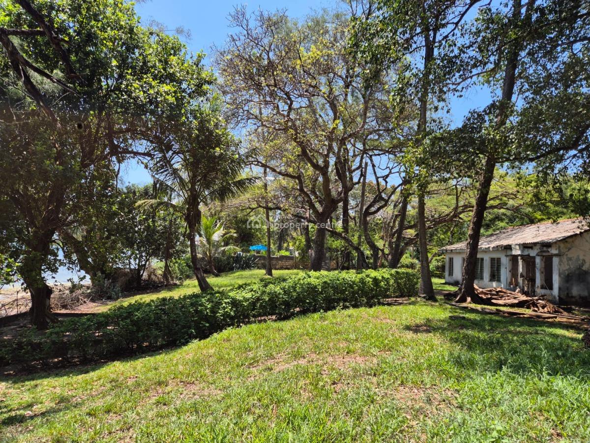 2 Acres Beach Front Property in New Nyali Price Is Kshs. 150, Nyali, Nyali, Mombasa, Mixed-use Land for Sale