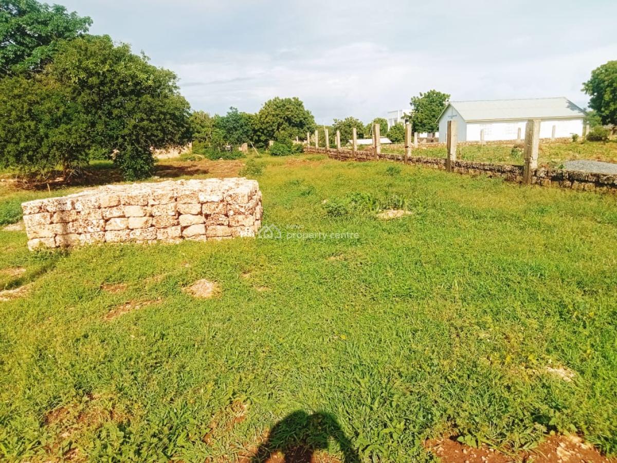 1 Acre 3 Row From The Beach Near Kilifi Bay Beach Resort in Kilifi-bof, Bofa Kilifi, Malindi Town, Kilifi, Mixed-use Land for Sale