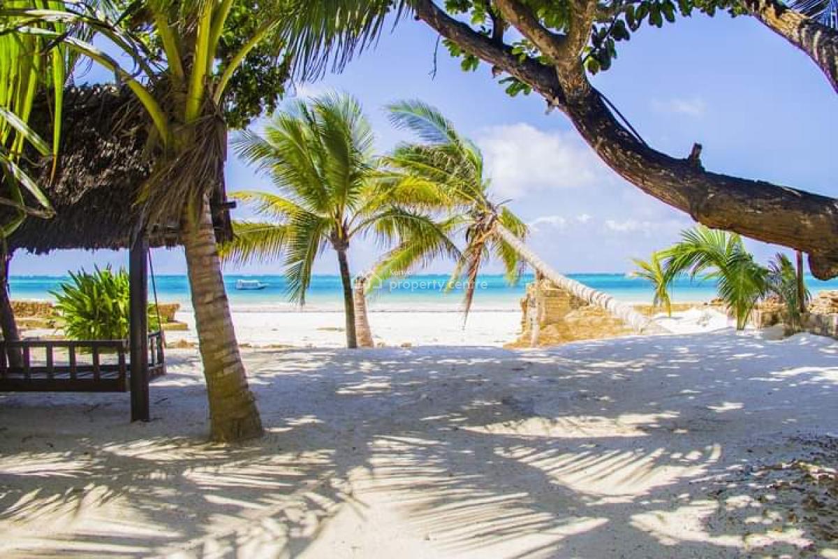 3 Star Beachfront Resort Property Sitting on a White Sandy 2., Kwale Ukunda Diani Beach, Ukunda, Kwale, Hotel / Guest House for Sale