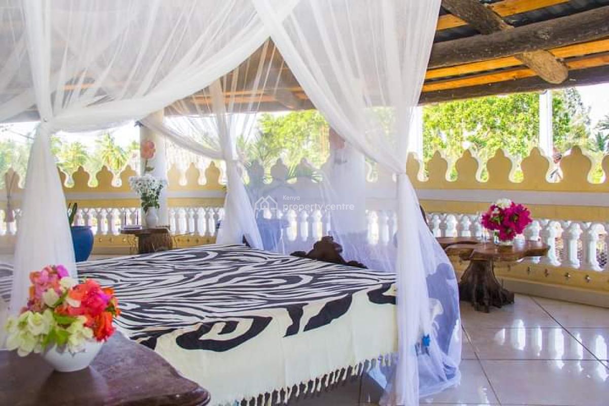 3 Star Beachfront Resort Property Sitting on a White Sandy 2., Kwale Ukunda Diani Beach, Ukunda, Kwale, Hotel / Guest House for Sale